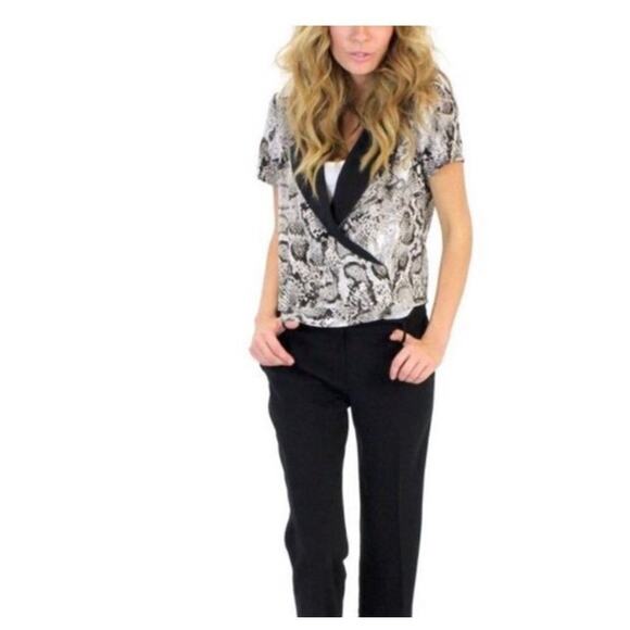 BCBGMAXAZRIA blouse Alvie Snake skin Print Wrap Top SZ SM cropped brown black - Picture 2 of 7